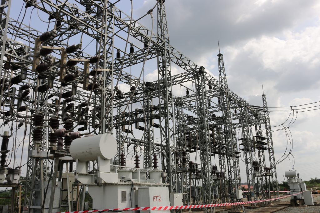 Electrician-Dies-After-Falling-from-Collapsed-Electric-Pole-in-Ogun-State frontpage news