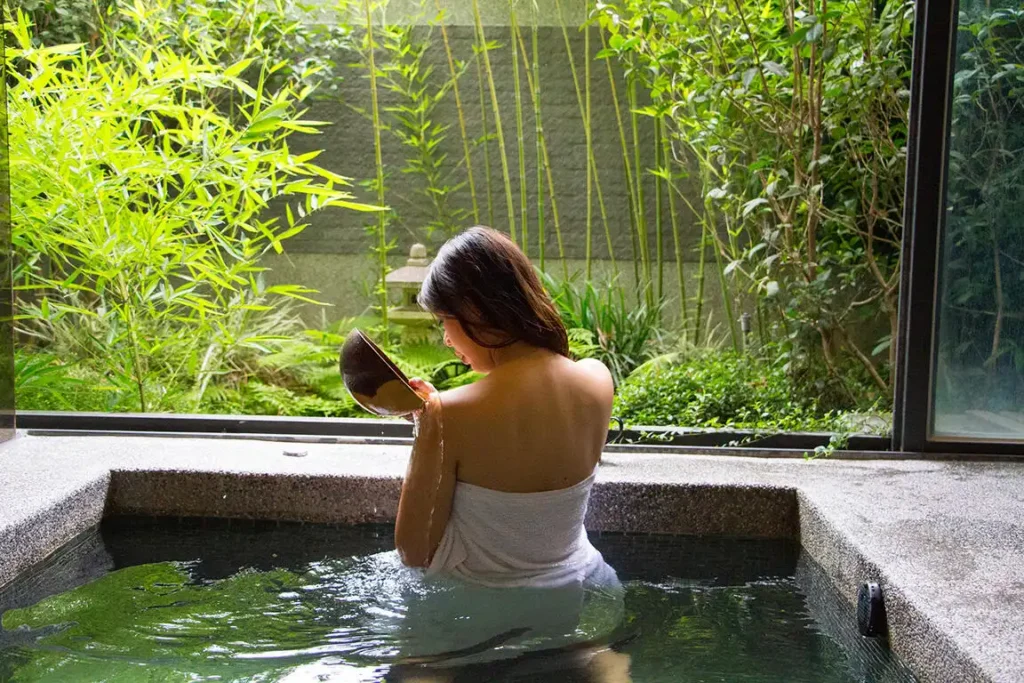 Natural Alkaline Steam Baths Boost Detoxification and Wellness, Experts Say