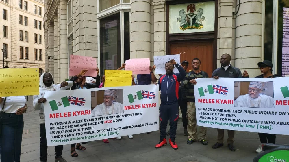 Protesters Storm Nigerian High Commission in London, Demand Mele Kyari’s Deportation