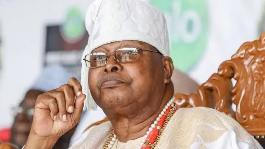 Oba Sikiru Kayode Adetona