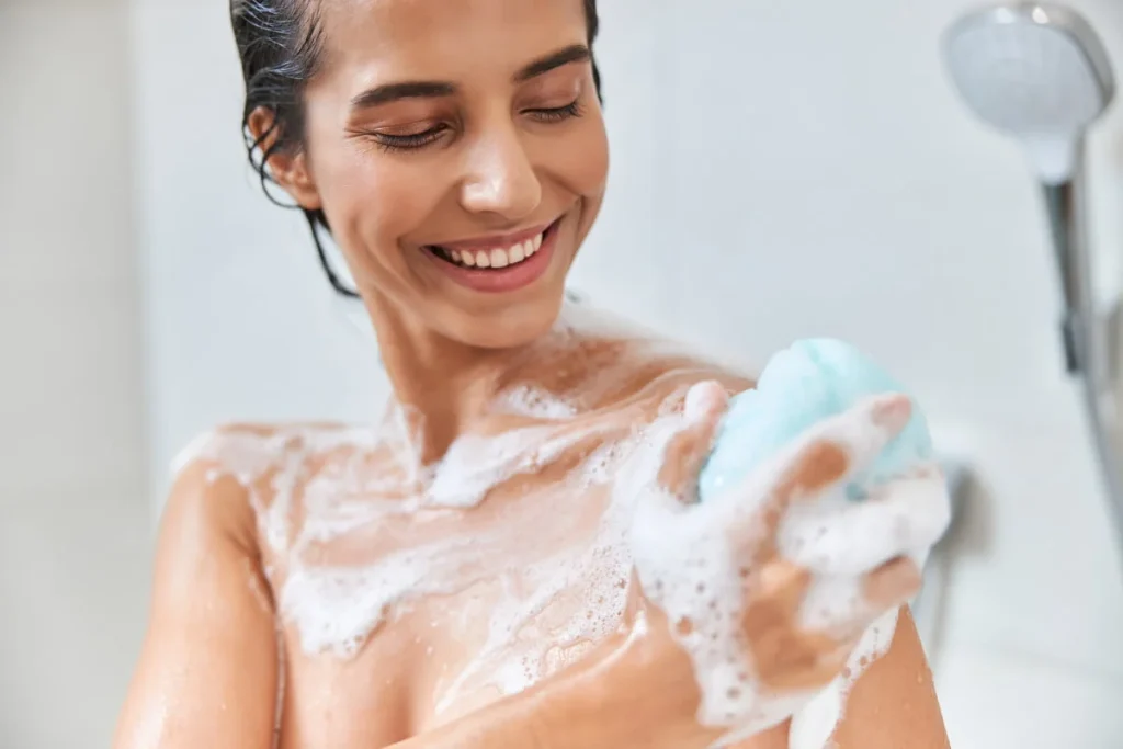 bathing with sponge